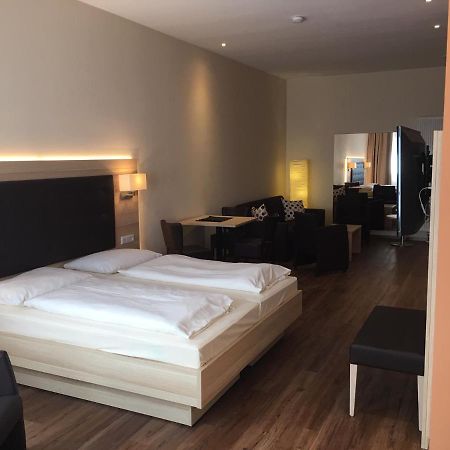 3 Apartments Am Wambolter Hof 3 Bensheim Eksteriør bilde