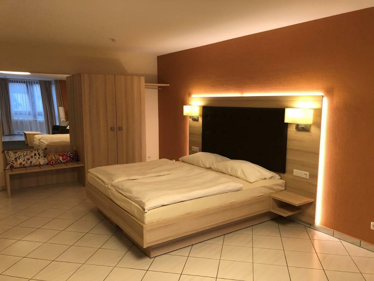 3 Apartments Am Wambolter Hof 3 Bensheim Eksteriør bilde