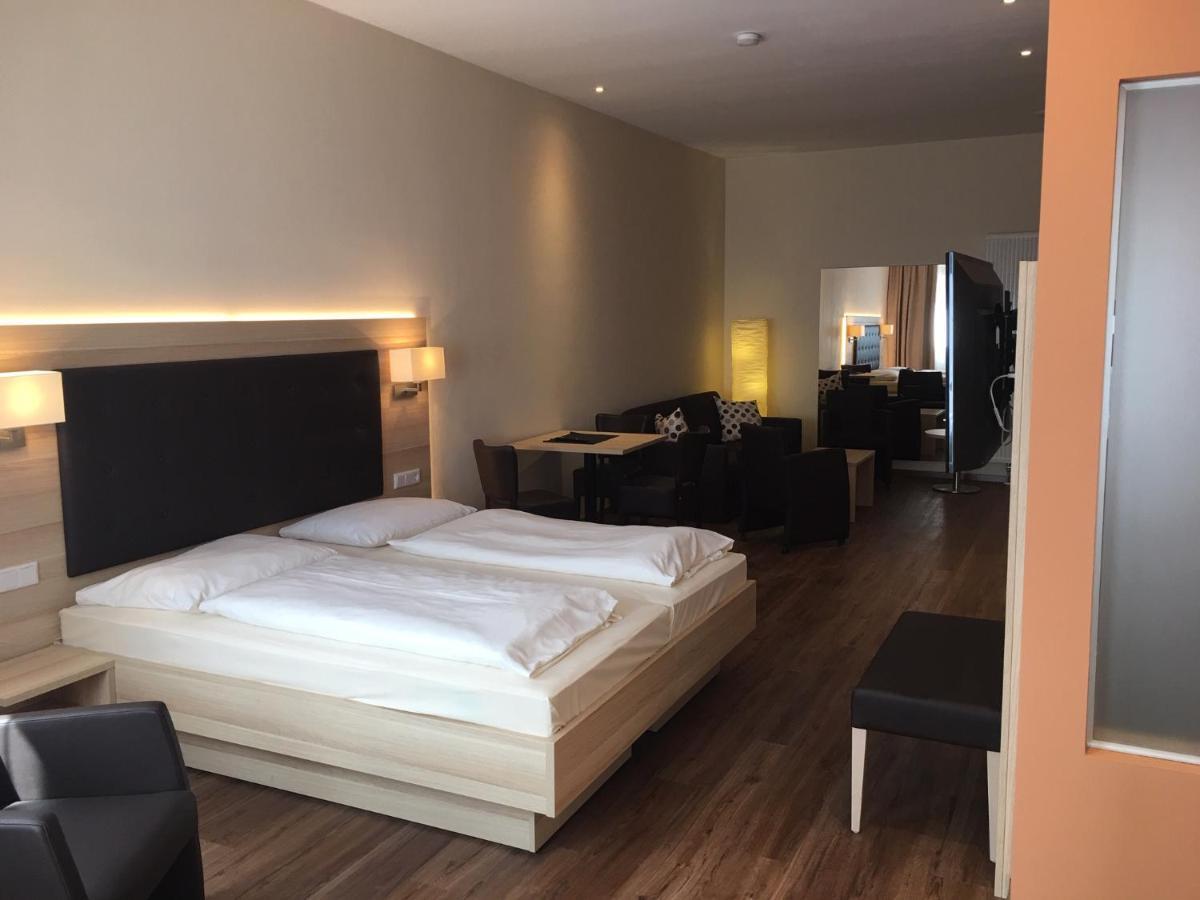 3 Apartments Am Wambolter Hof 3 Bensheim Eksteriør bilde