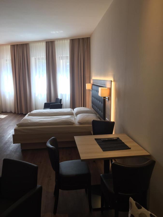 3 Apartments Am Wambolter Hof 3 Bensheim Eksteriør bilde